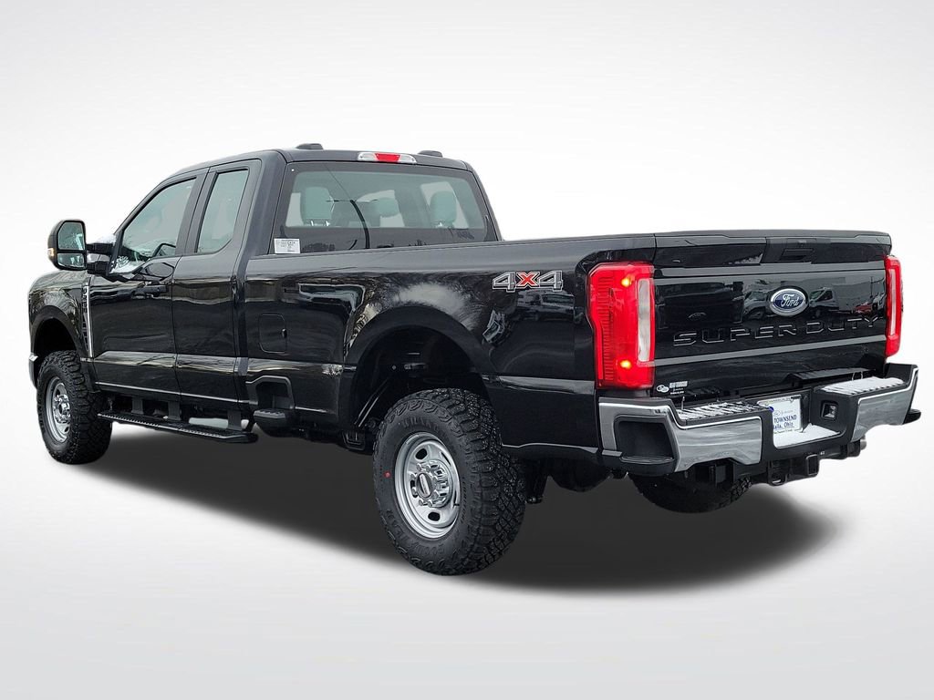 New 2026 Ford F250 XL w/ XL Off-Road Package image 8
