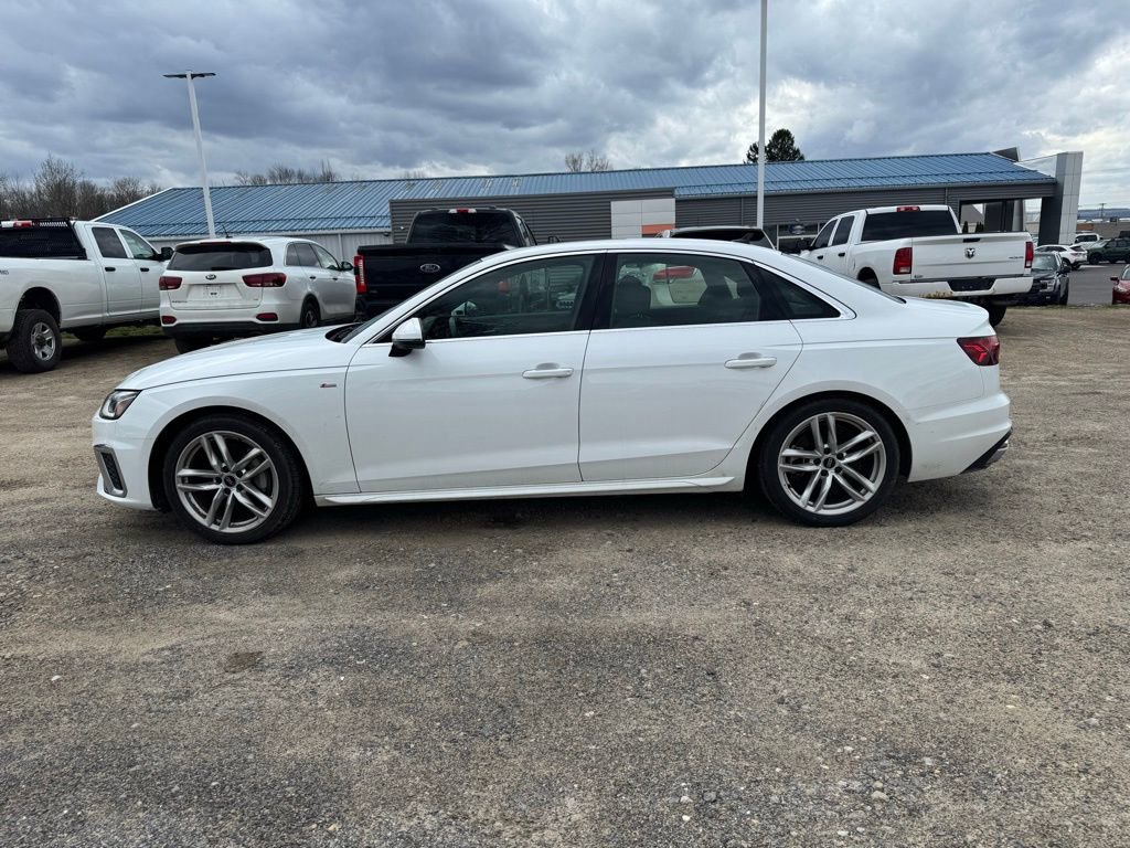 Used 2024 Audi A4 2.0T Premium Plus image 2