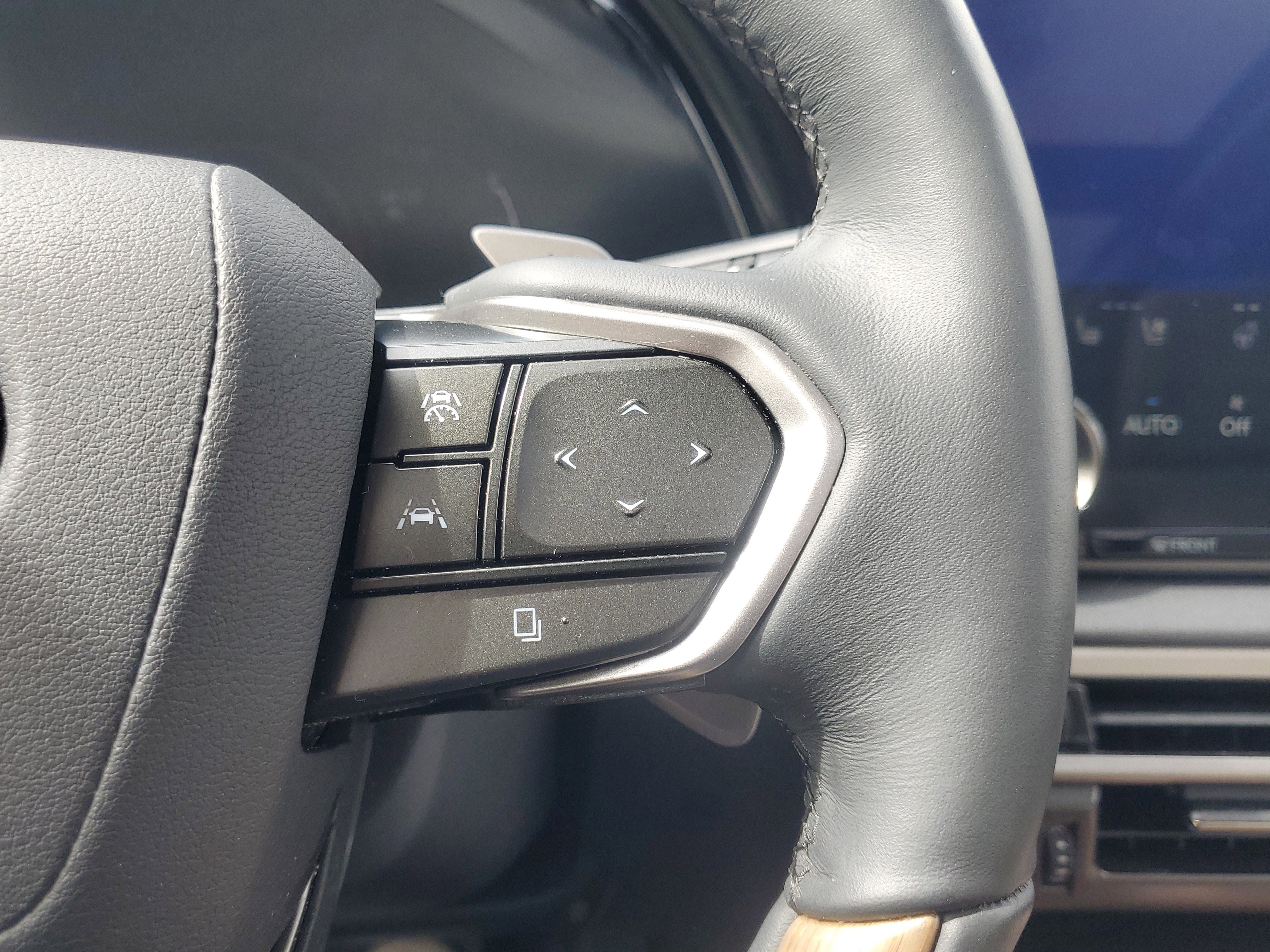 Used 2023 Lexus RX 350 FWD w/ Accessory Package (Z1) image 24