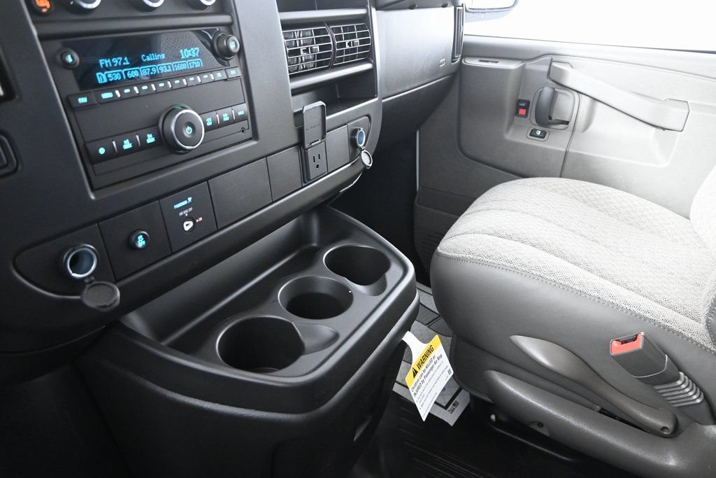 New 2026 Chevrolet Express 3500 Extended w/ Driver Convenience Package RWD image 30