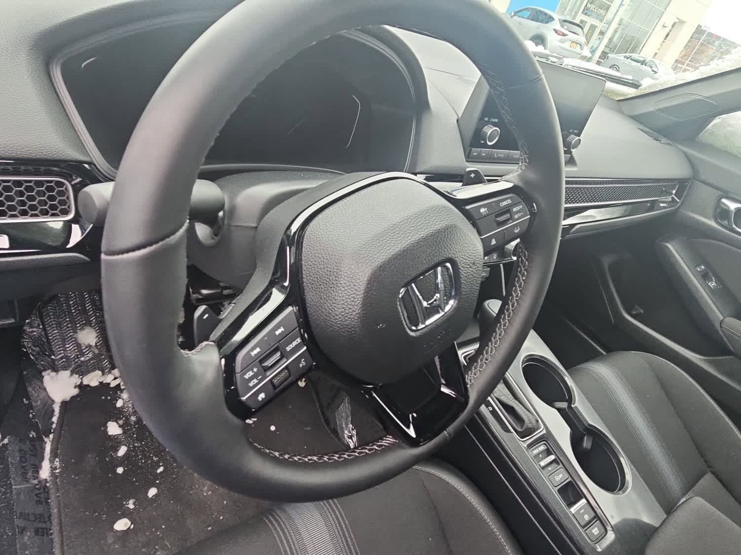 Used 2025 Honda Civic Sport image 5