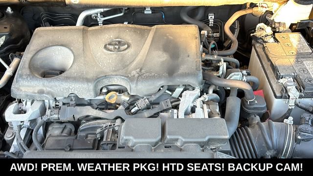 Used 2021 Toyota RAV4 XLE Premium image 32