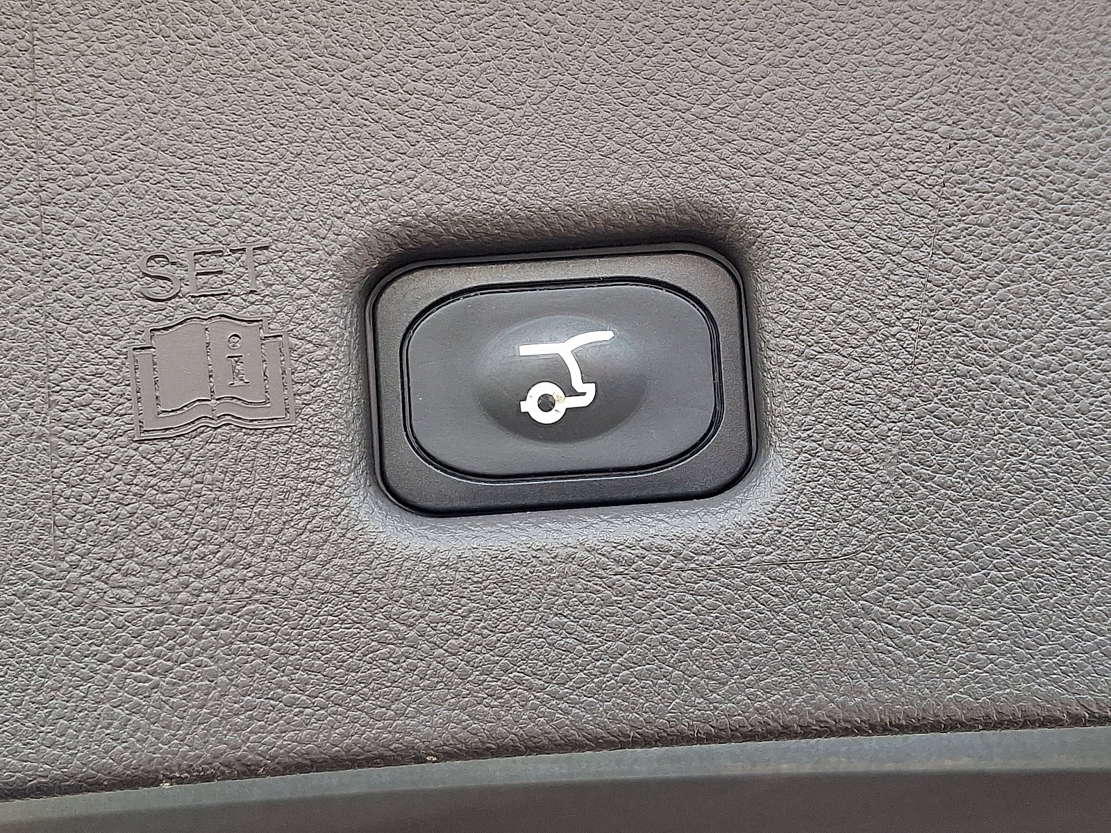 Used 2021 Lincoln Nautilus Reserve image 29