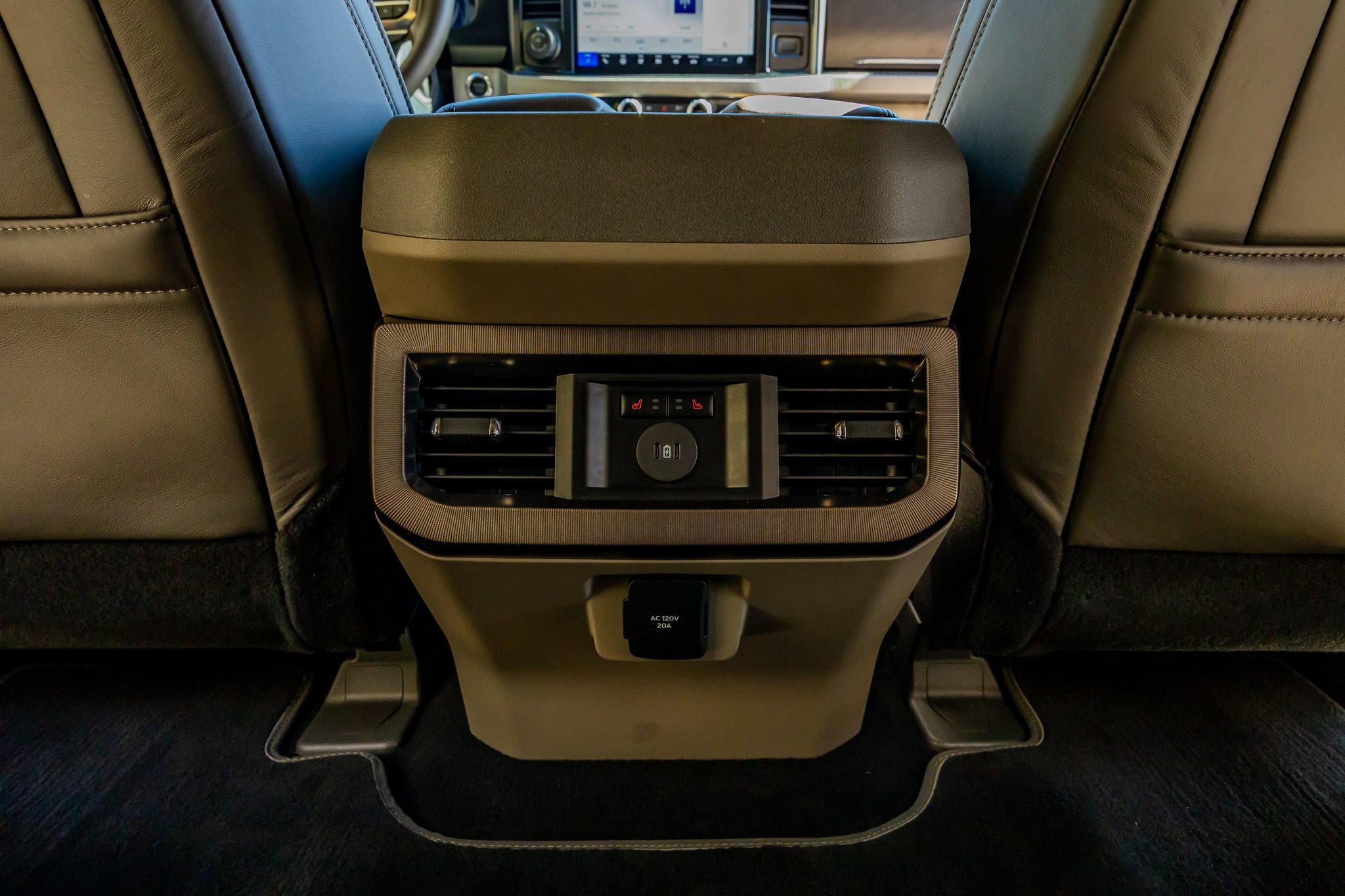 Used 2026 Ford F350 Platinum w/ Platinum Plus Package AWD/4WD image 34