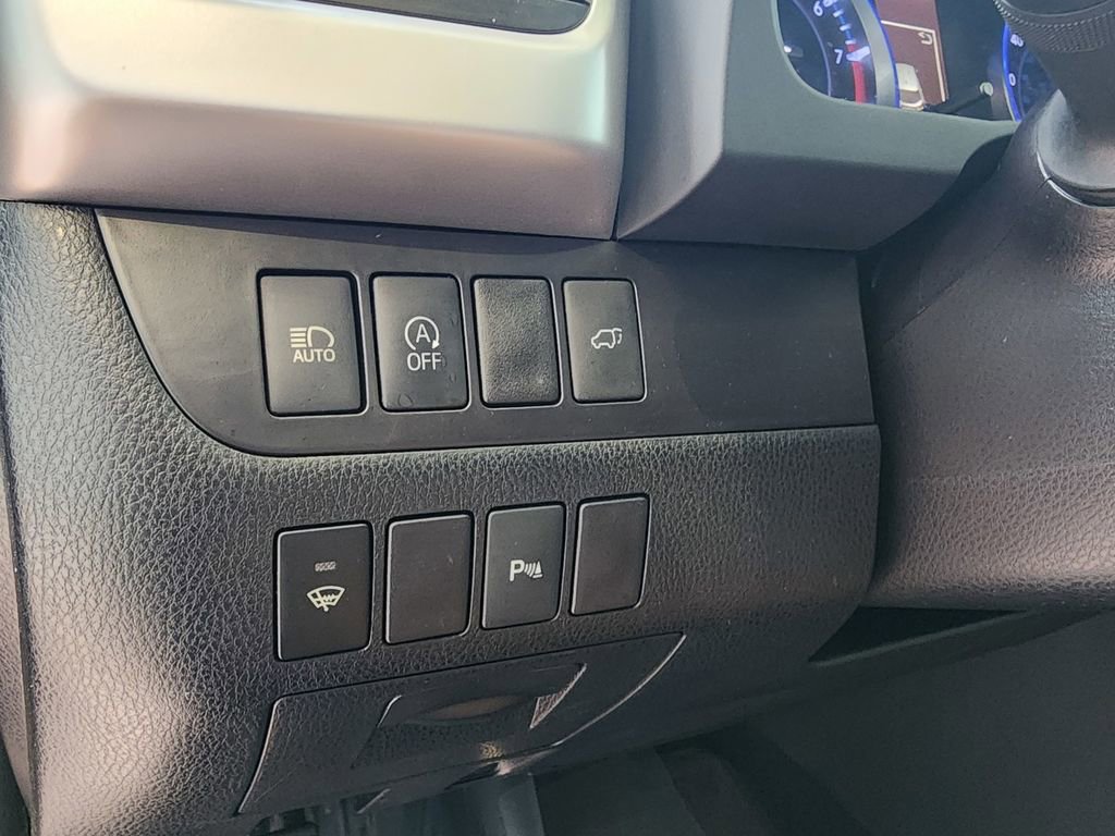 Used 2019 Toyota Highlander Limited FWD image 20