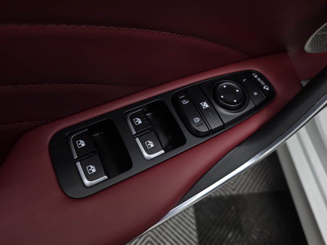 Used 2022 Kia Stinger GT2 image 33