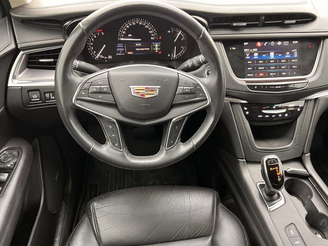 Used 2018 Cadillac XT5 Premium Luxury image 10