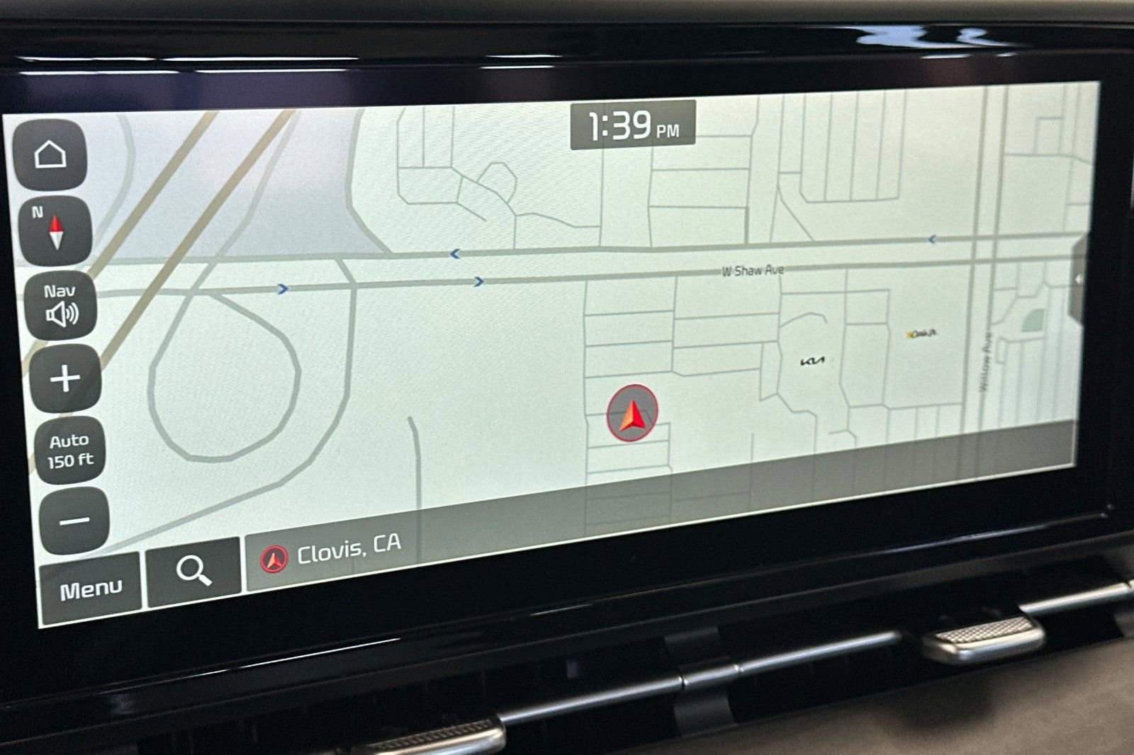 Used 2023 Kia Carnival EX image 22