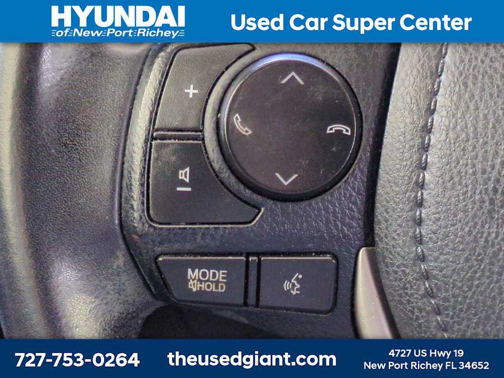 Used 2016 Toyota RAV4 Limited FWD image 28