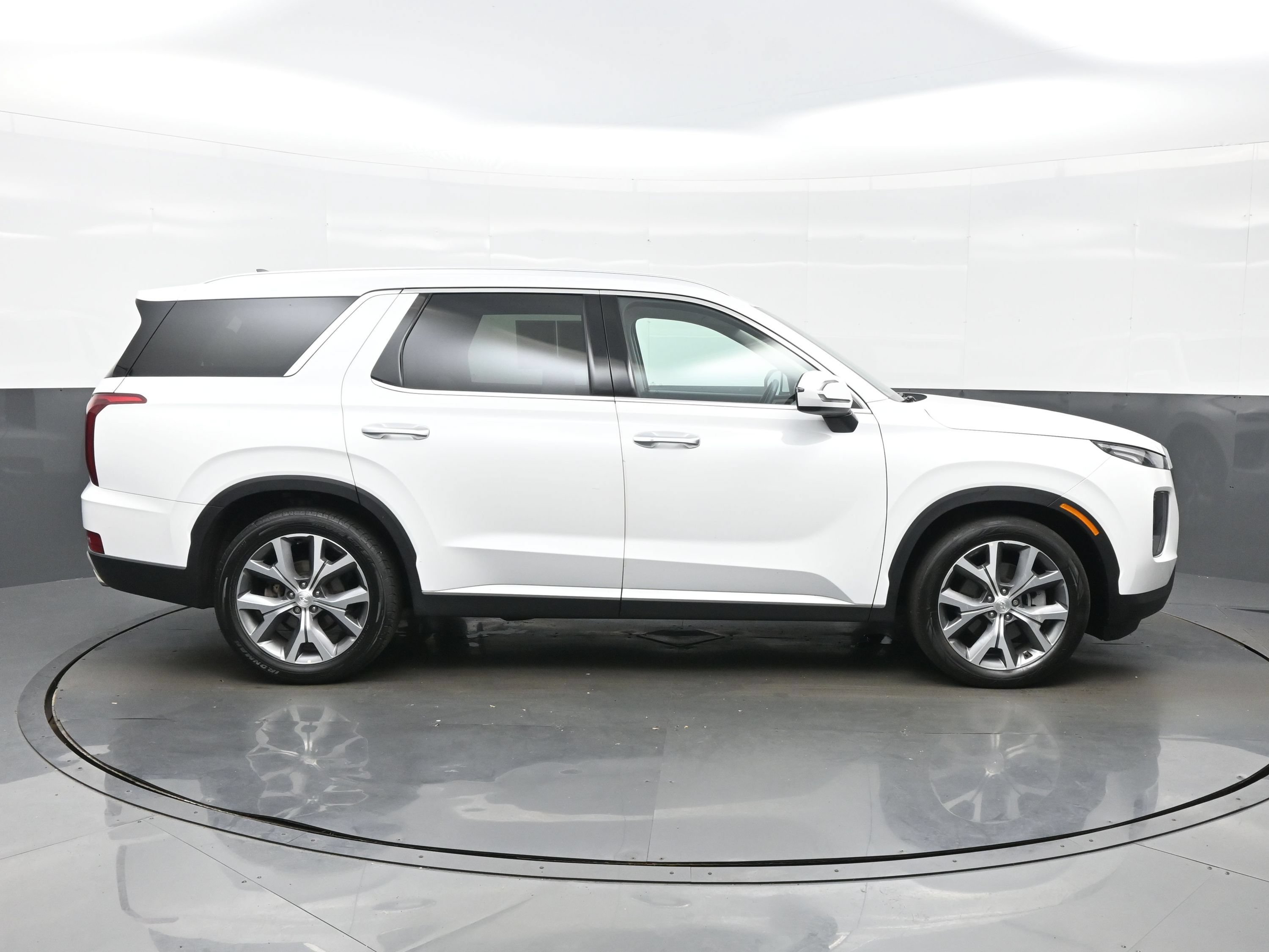 Used 2022 Hyundai Palisade SEL w/ Premium Package AWD/4WD image 7