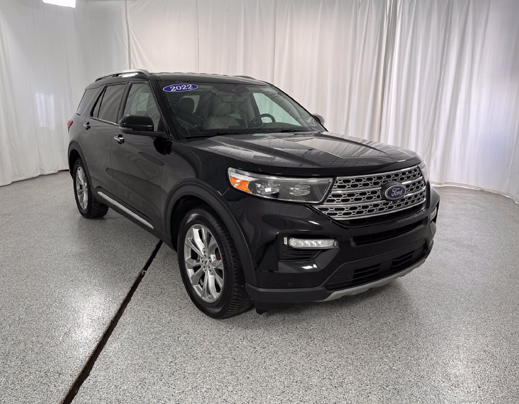 Used 2022 Ford Explorer Limited w/ Equipment Group 301A AWD/4WD image 15