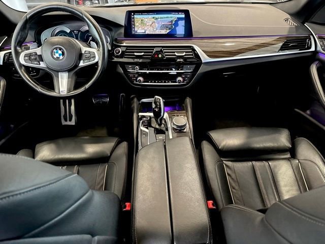 Used 2019 BMW 530e w/ M Sport Package image 25