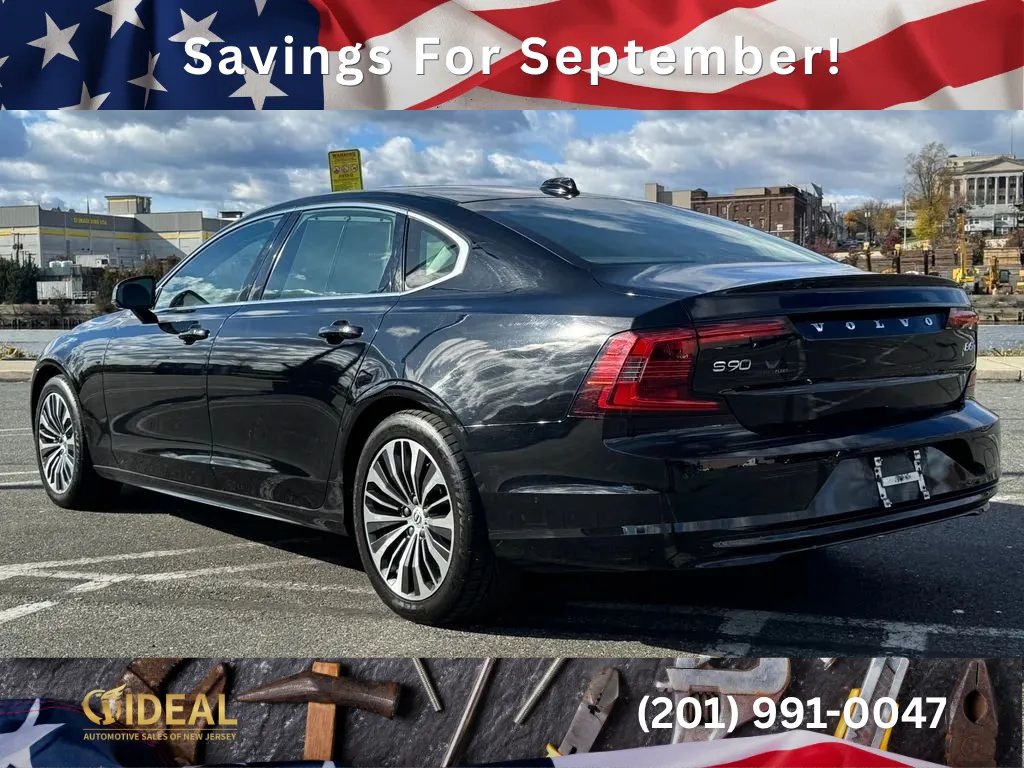 Used 2023 Volvo S90 B6 Plus AWD/4WD image 3