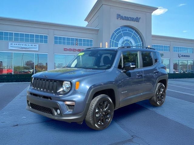 Used 2023 Jeep Renegade Altitude AWD/4WD image 1