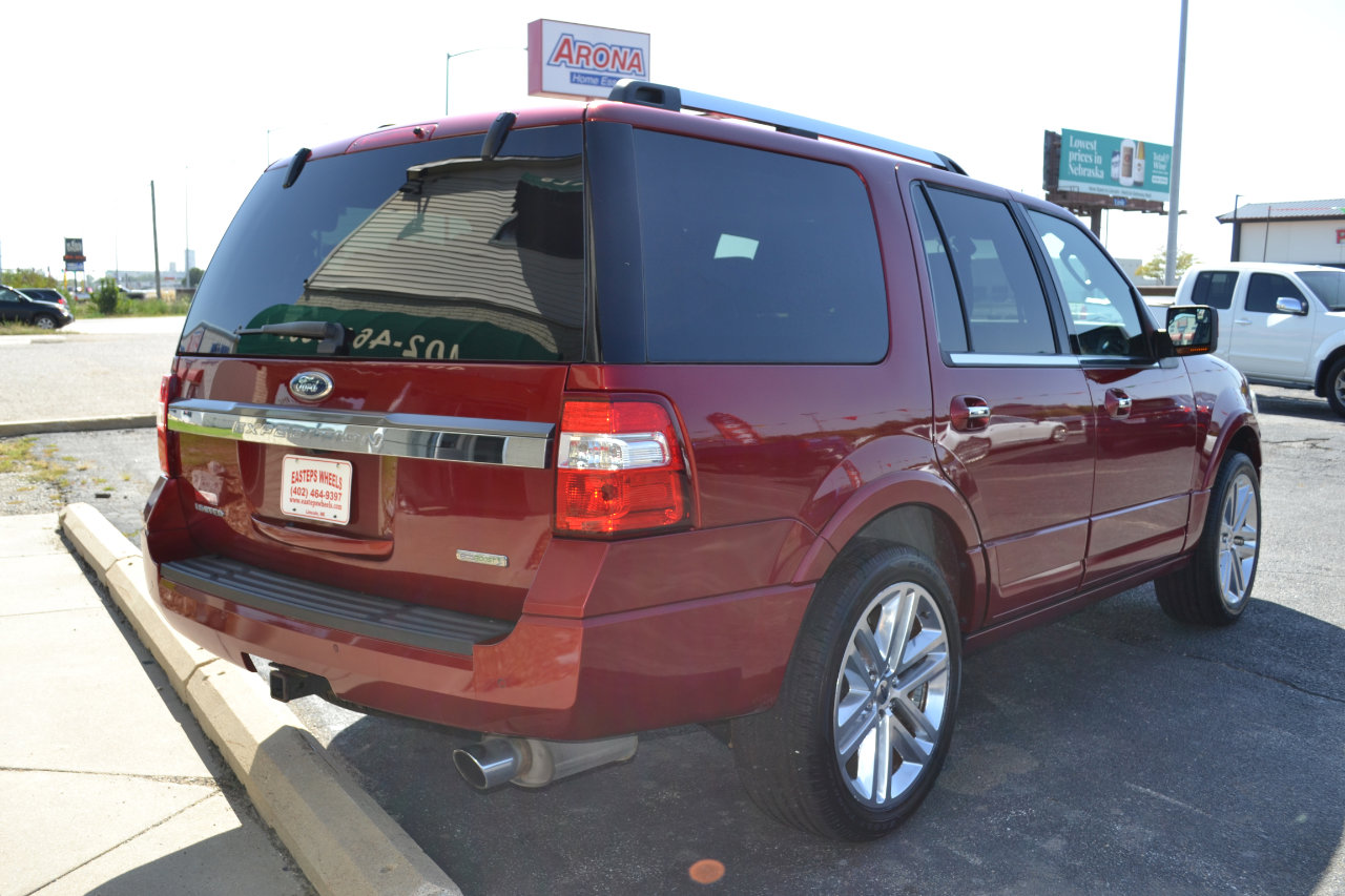 Used 2016 Ford Expedition Limited w/ Equipment Group 301A image 10