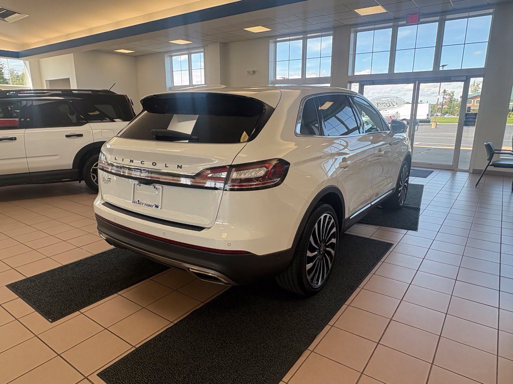 Used 2023 Lincoln Nautilus Black Label AWD/4WD image 5