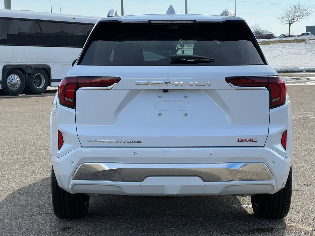 New 2026 GMC Terrain Denali w/ LPO, Floor Liner Package image 41