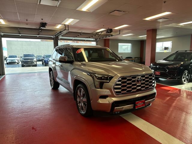 Used 2024 Toyota Sequoia Capstone image 2