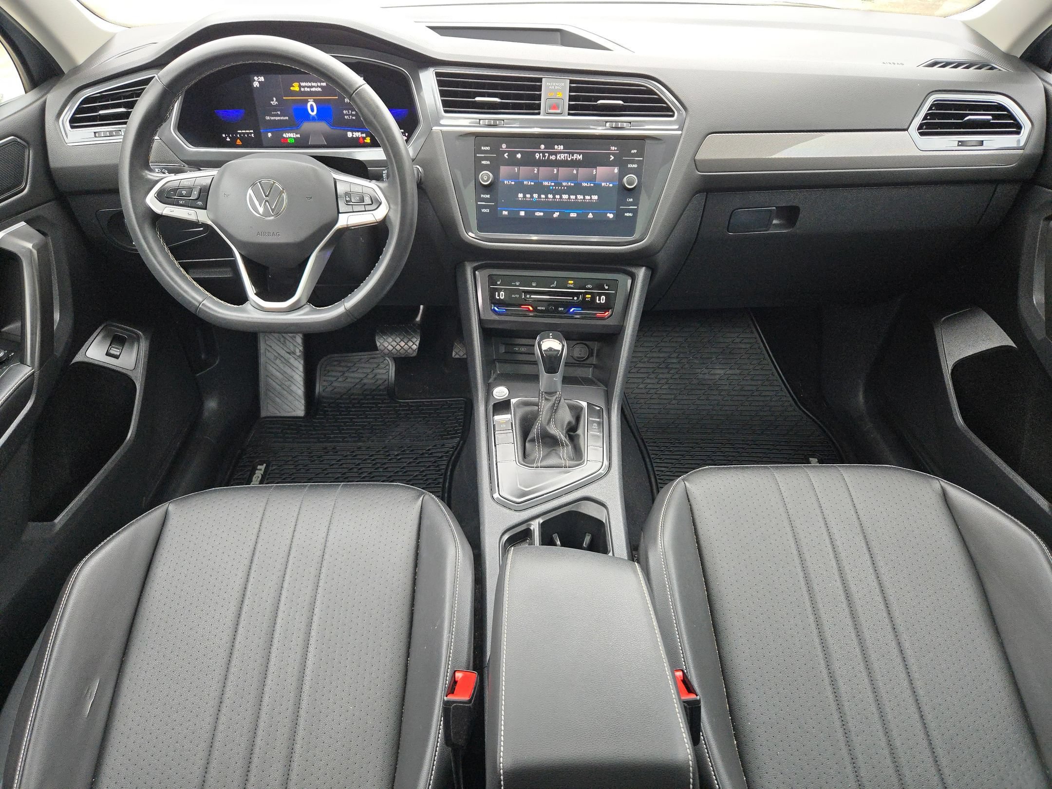 Used 2022 Volkswagen Tiguan SE FWD image 16