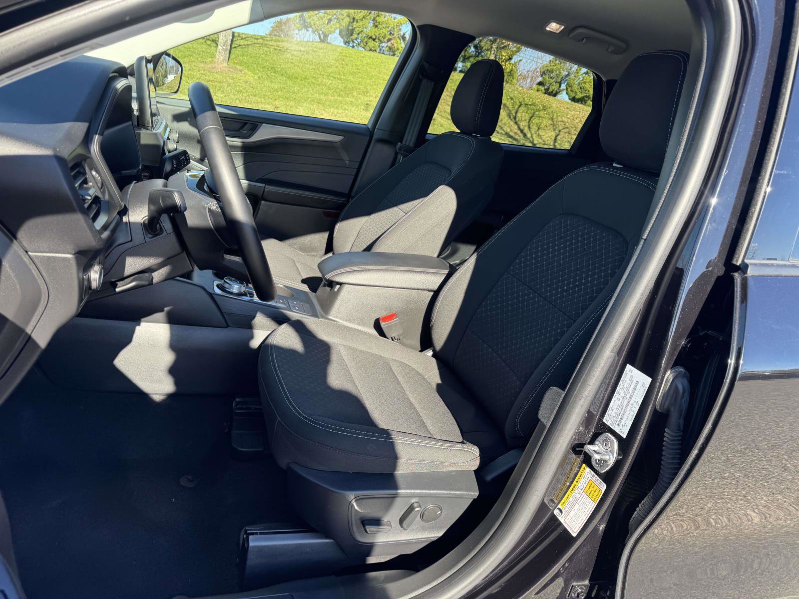 Used 2024 Ford Escape Active image 12