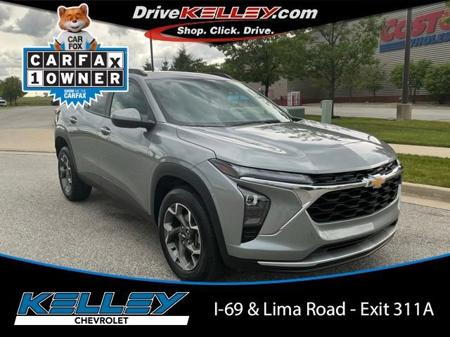Used 2025 Chevrolet Trax LT w/ Driver Confidence Package