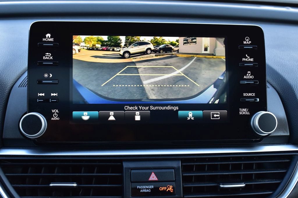 Used 2019 Honda Accord Touring image 37
