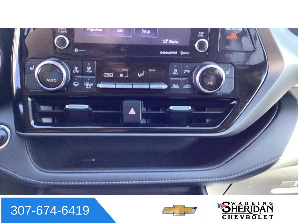 Used 2022 Toyota Highlander XLE image 23