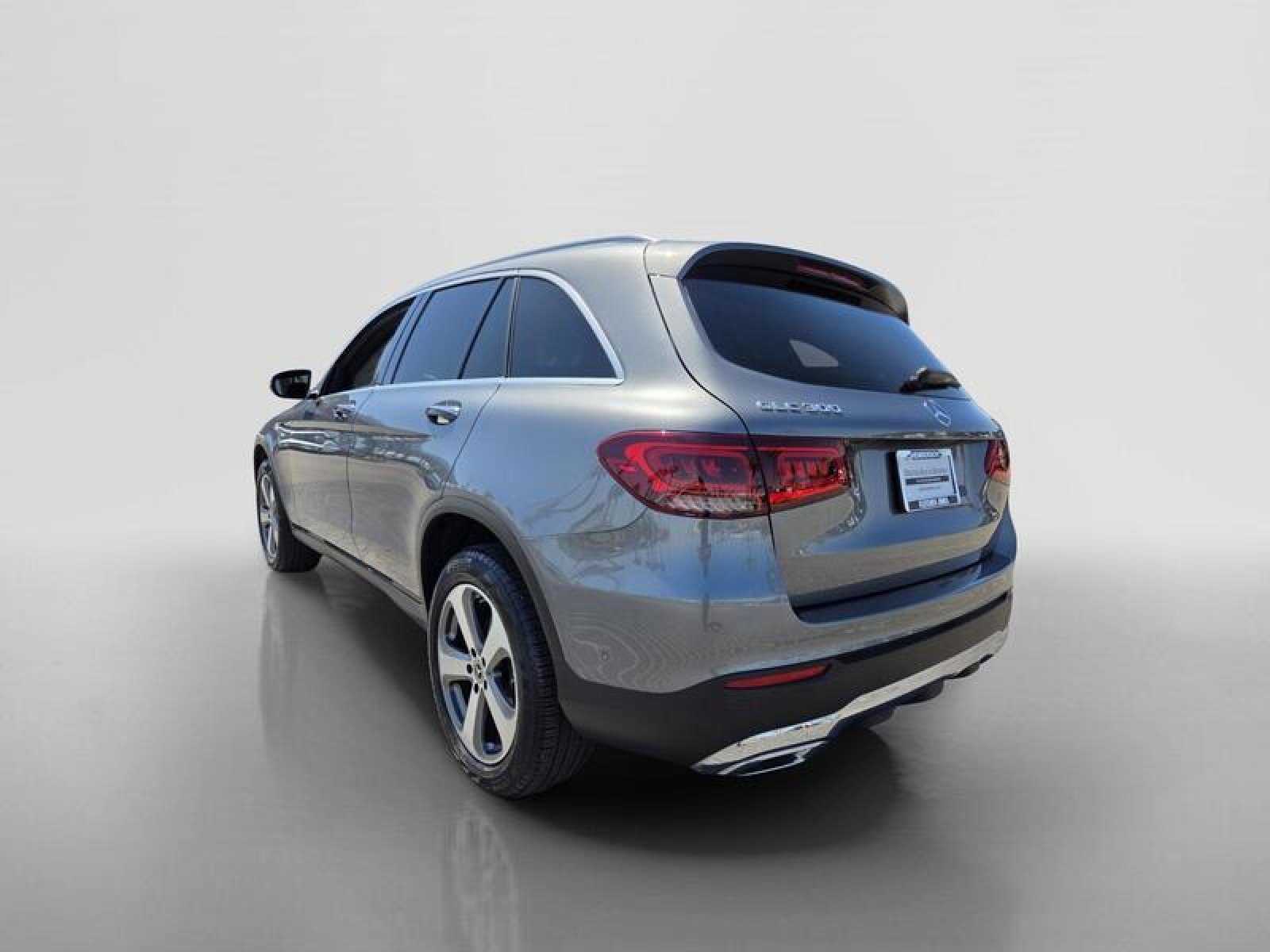 Certified 2021 Mercedes-Benz GLC 300 4MATIC image 3