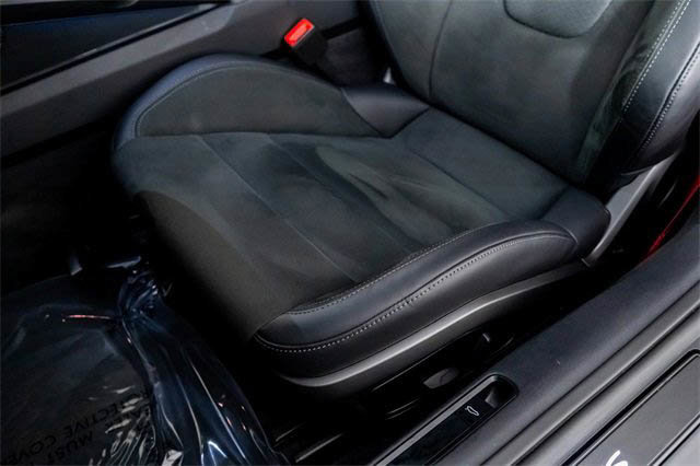 Used 2025 Porsche 911 Carrera 4 GTS image 30