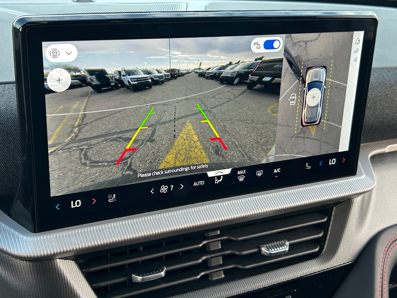 New 2026 Ford Explorer ST-Line w/ ST-Line Street Pack RWD image 29