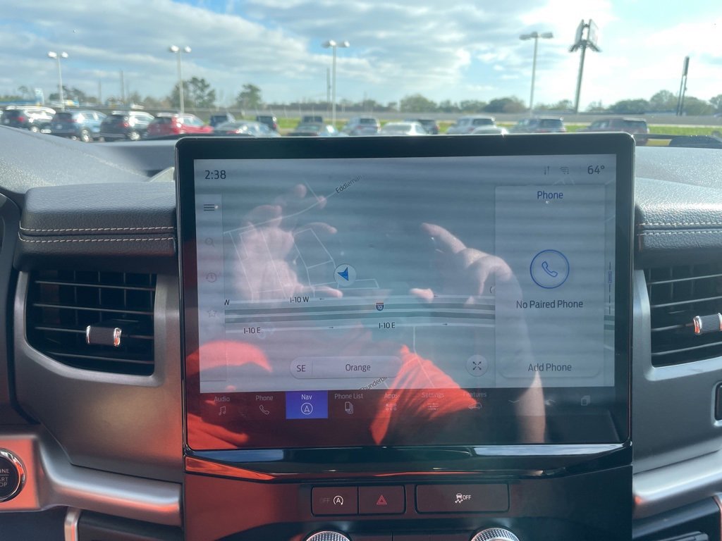 Used 2024 Ford Expedition Max XLT image 24