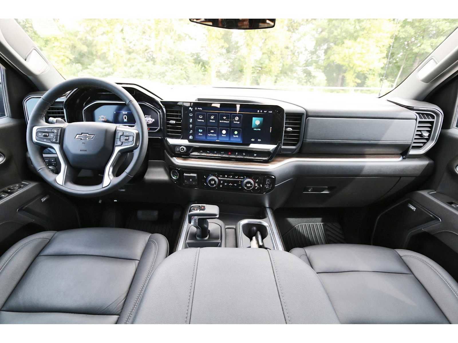Used 2025 Chevrolet Silverado 1500 RST w/ Convenience Package II image 7