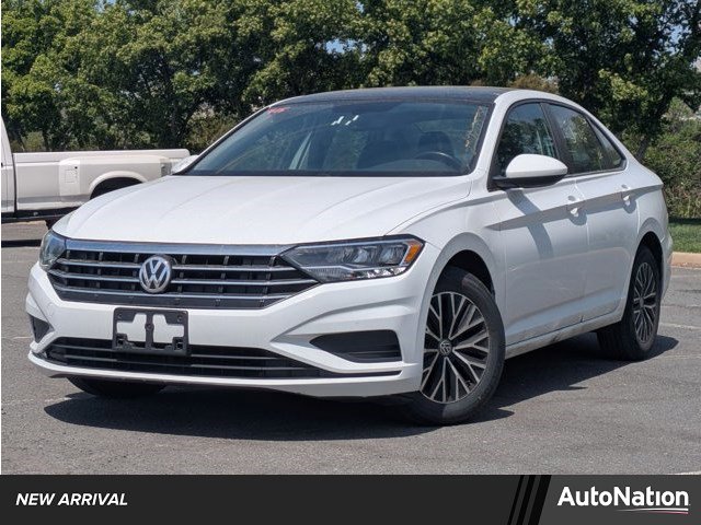 Used 2020 Volkswagen Jetta SE w/ SE Cold Weather Package