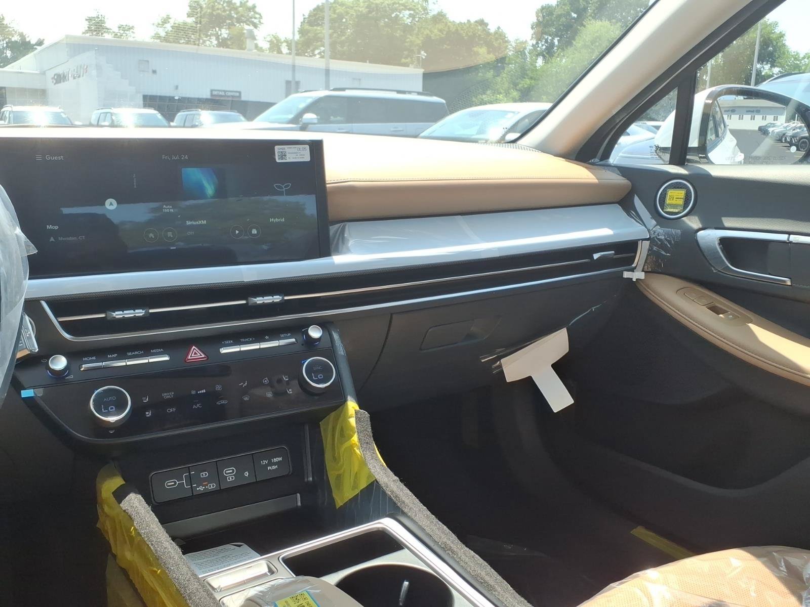New 2026 Hyundai Sonata Limited FWD image 11