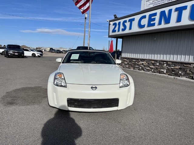 Used 2004 Nissan 350Z Touring image 3