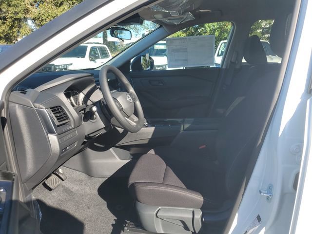 New 2026 Nissan Rogue S image 10