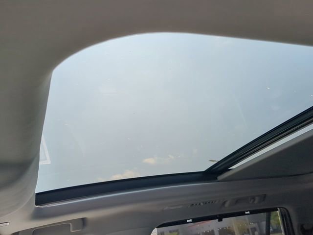 Used 2023 Toyota Highlander Platinum image 20