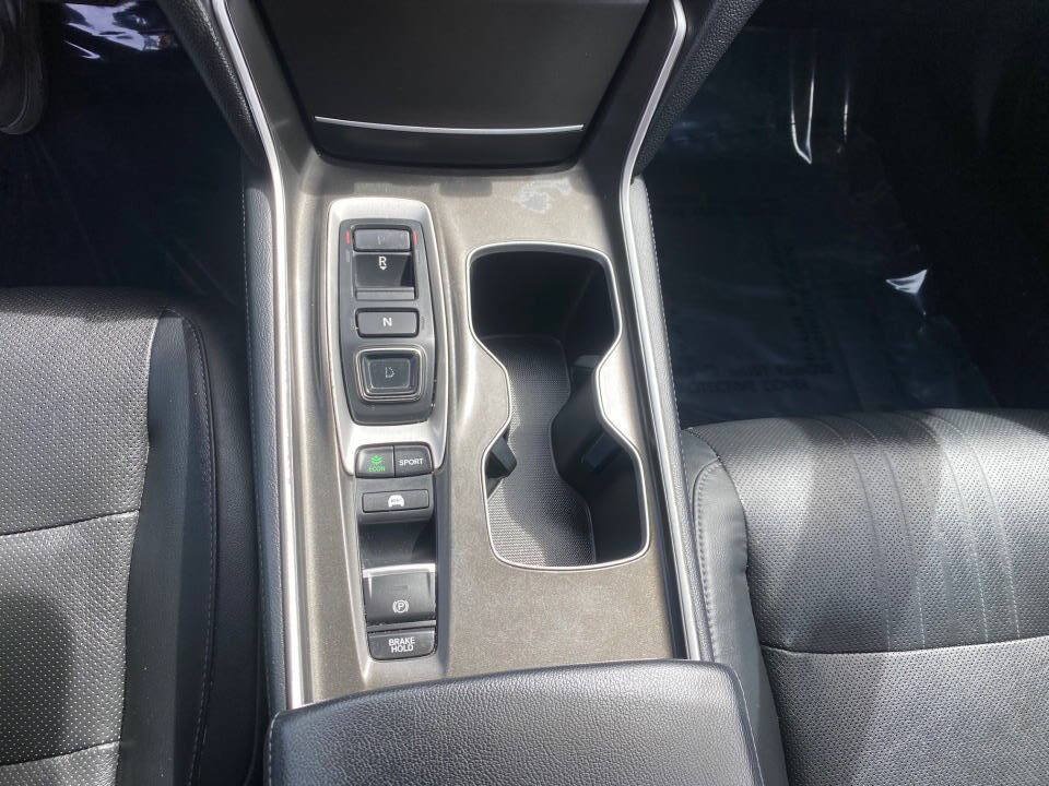 Used 2018 Honda Accord EX-L image 16