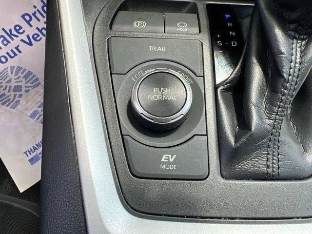 Used 2019 Toyota RAV4 XLE w/ Convenience Package AWD/4WD image 25