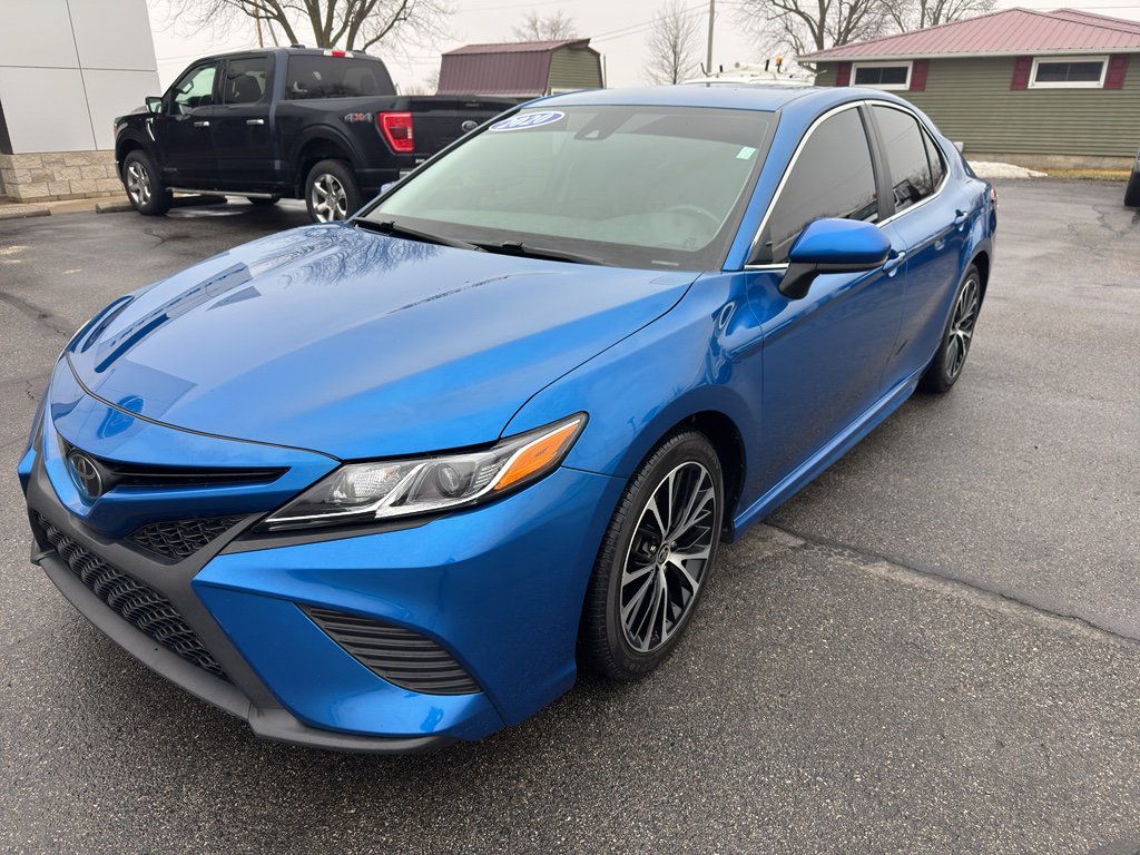 Used 2020 Toyota Camry SE image 4