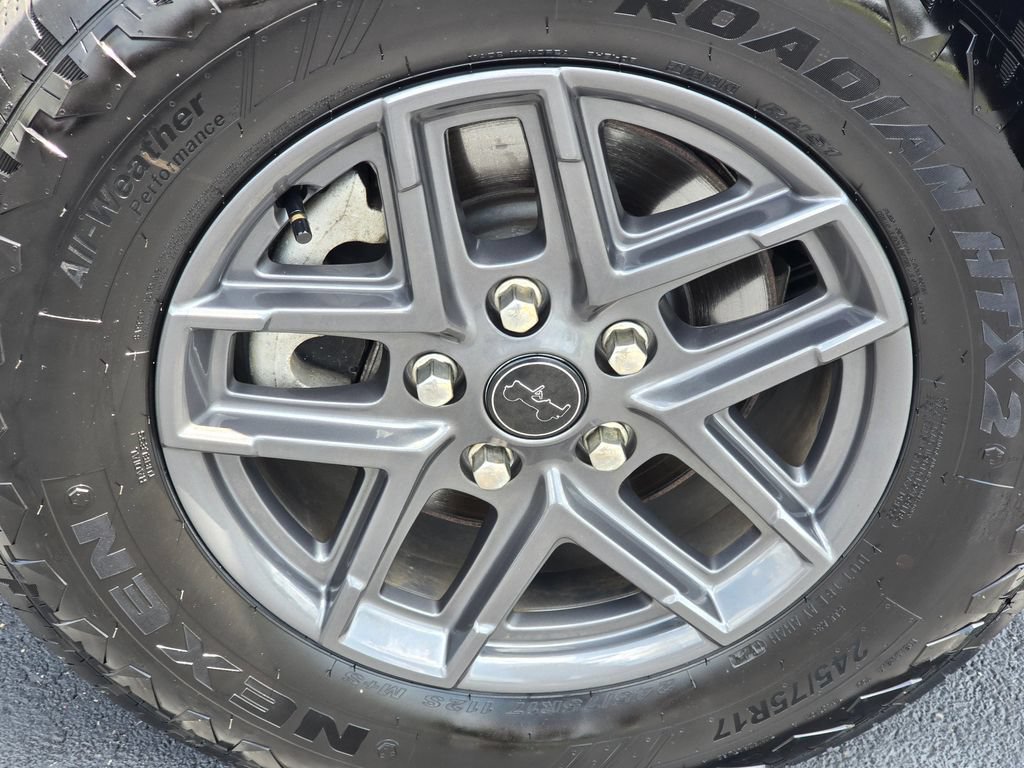 Used 2024 Jeep Wrangler Unlimited Sport AWD/4WD image 13