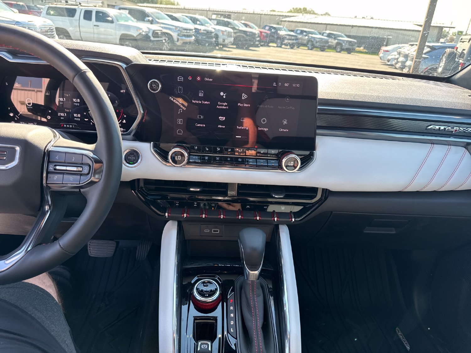 Used 2024 GMC Canyon AT4X AWD/4WD image 17