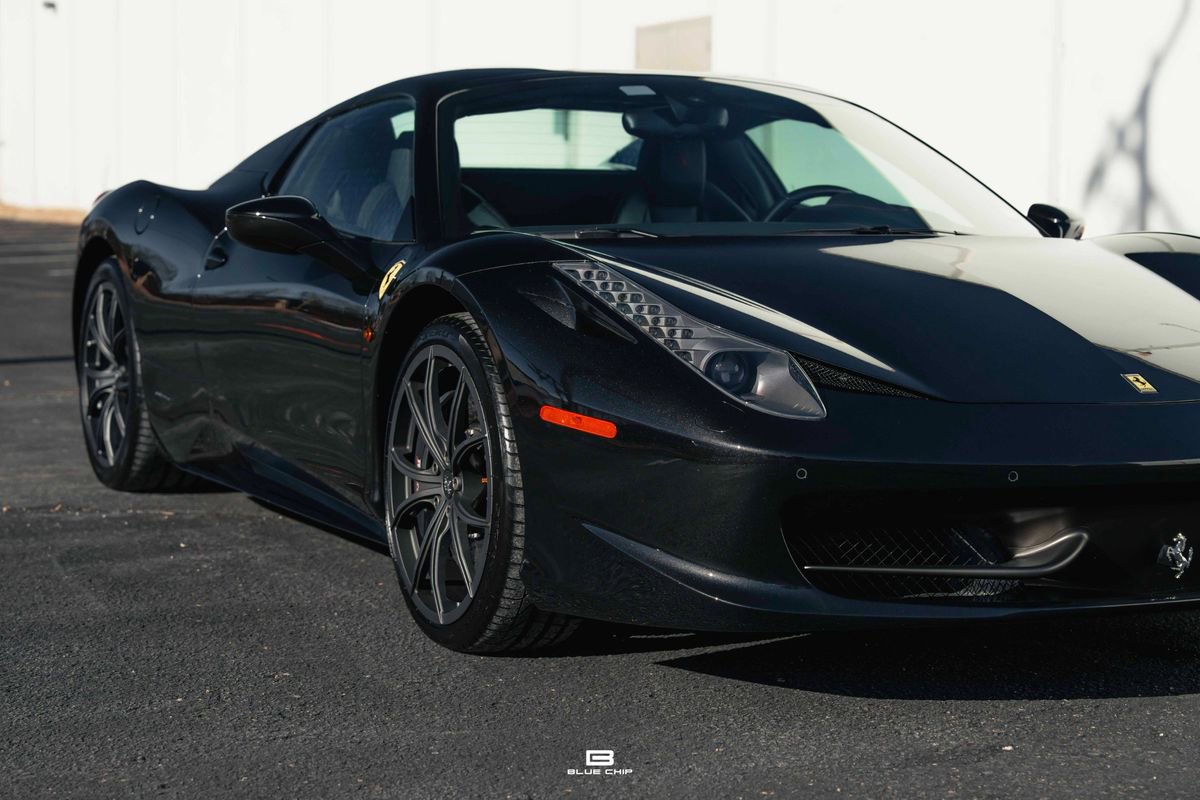 Used 2014 Ferrari 458 Spider image 16