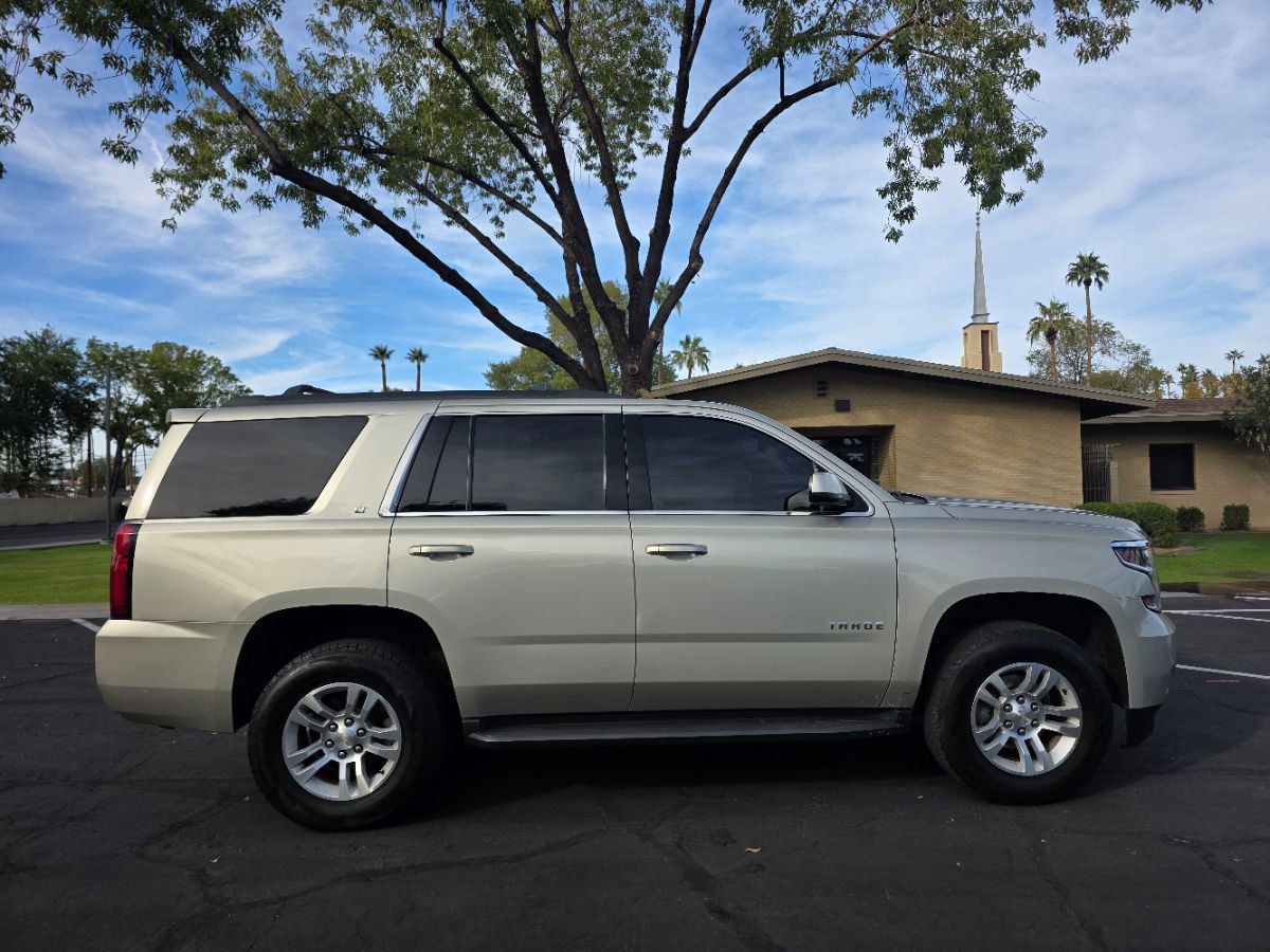 Used 2017 Chevrolet Tahoe LT image 3