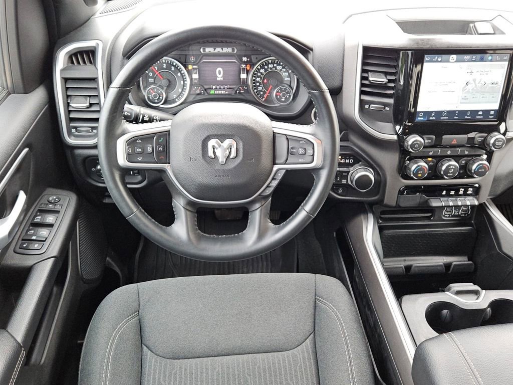 Used 2022 RAM 1500 Big Horn AWD/4WD image 12