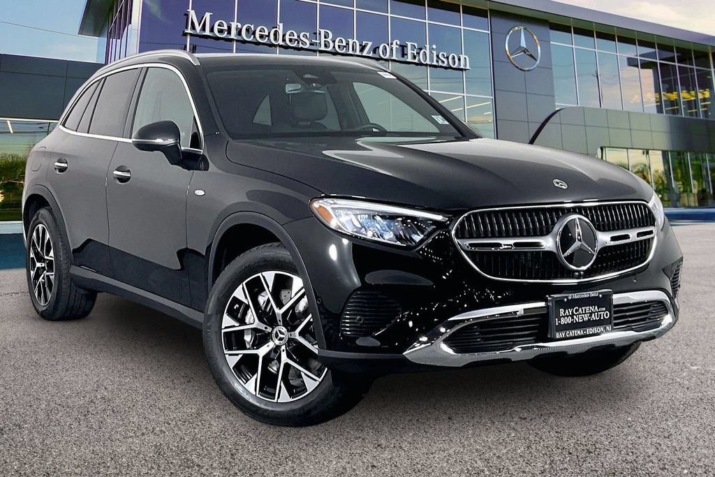 Certified 2025 Mercedes-Benz GLC 350e 4MATIC image 1