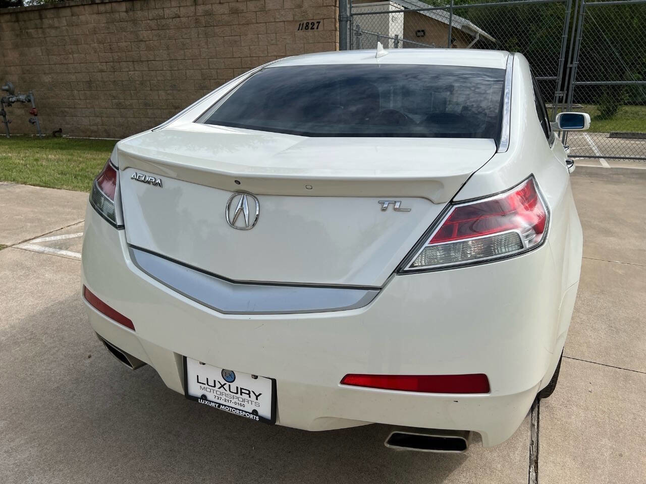 Used 2010 Acura TL w/ Technology Package FWD image 11