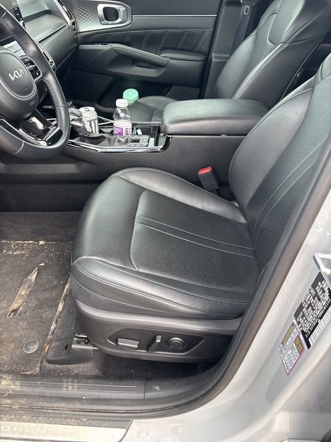 Used 2022 Kia Sorento SX image 6