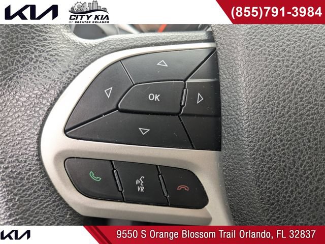 Used 2018 Jeep Cherokee Latitude FWD image 22
