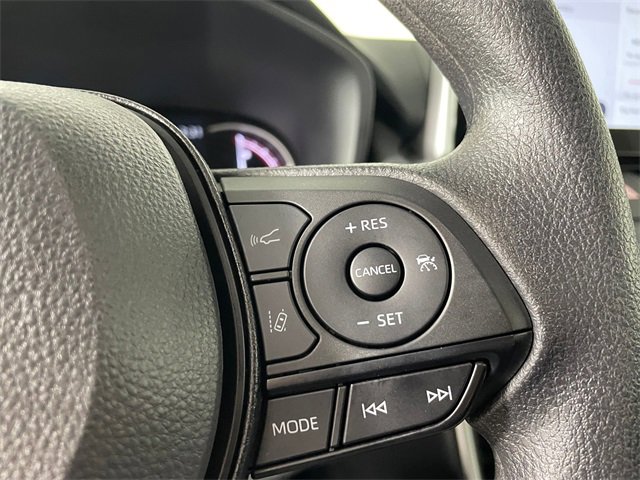 Used 2025 Toyota RAV4 XLE image 10